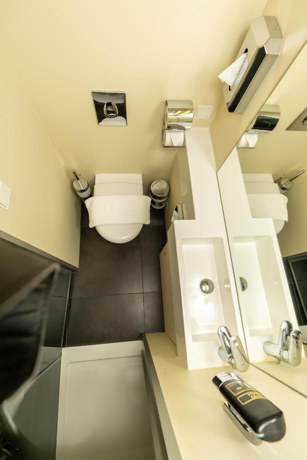 Hotel Duesseldorfer Hof Франкфурт-на-Майне Экстерьер фото